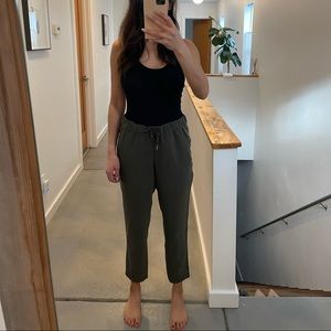 Lululemon stretch high rise pant. 7/8 length. Size 8. So comfortable!